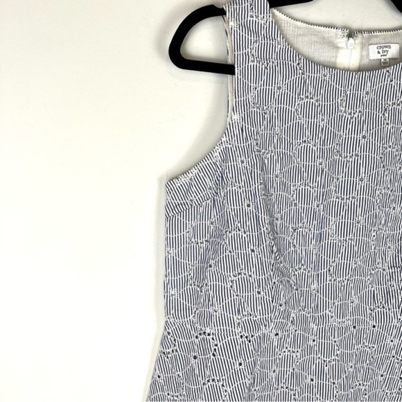 CROWN & IVY Striped Eyelet Peplum Top - Blue & White - Petite Size (PS) - Chic - Picture 2 of 7